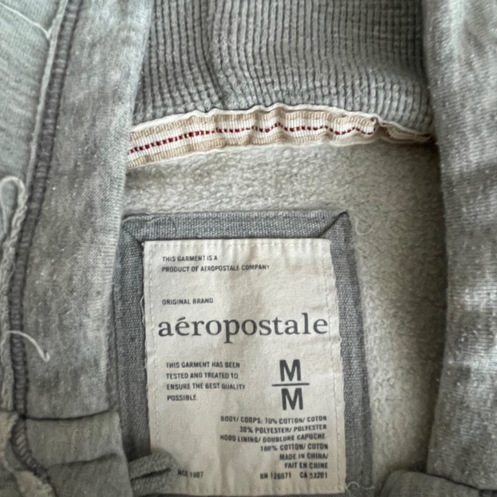 Sweaters - Picture 8 of 9